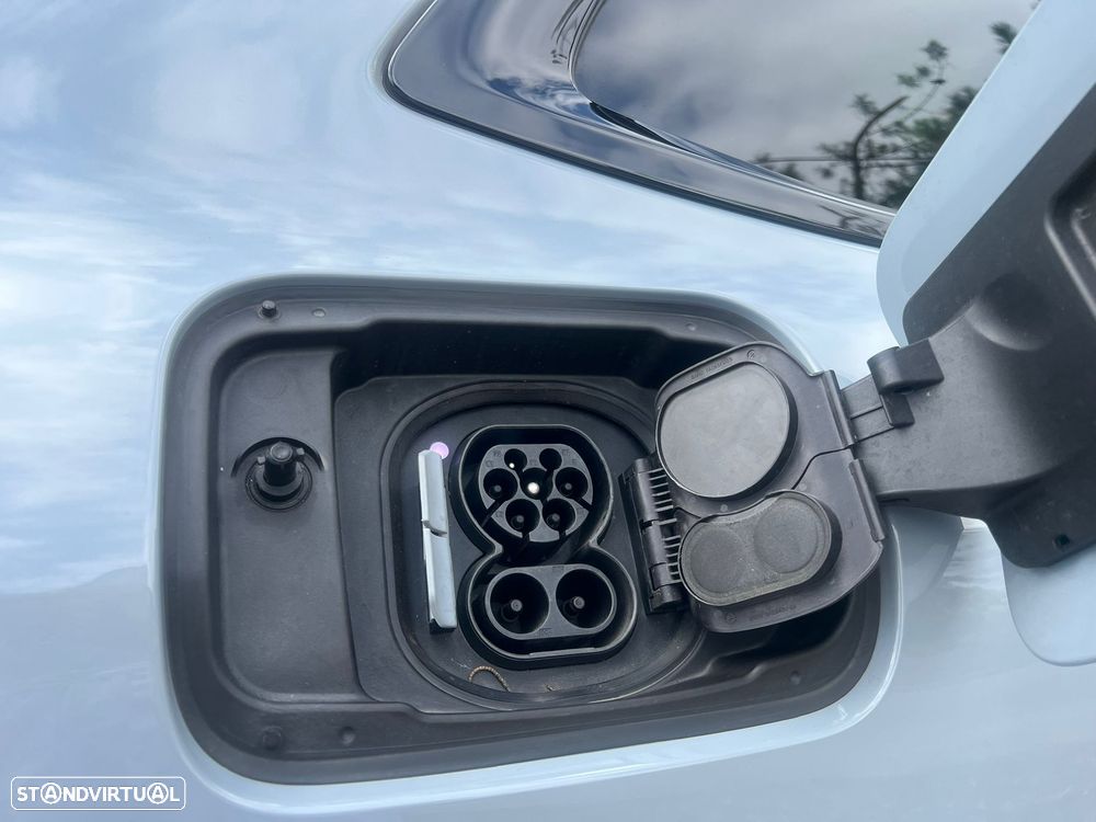 BMW i4 eDrive40 Edição Desportiva M - 61