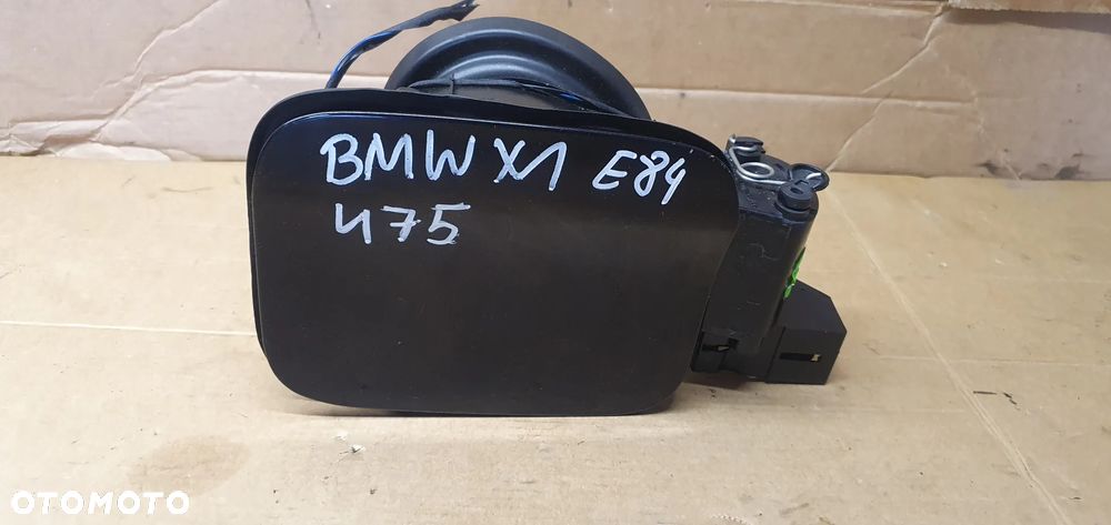 Klapka wlewu paliwa BMW X1 E84 475 11884410 - 1