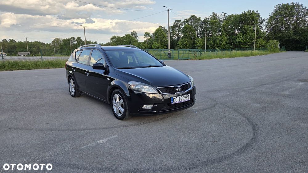 Kia Ceed 1.6 XL - 1