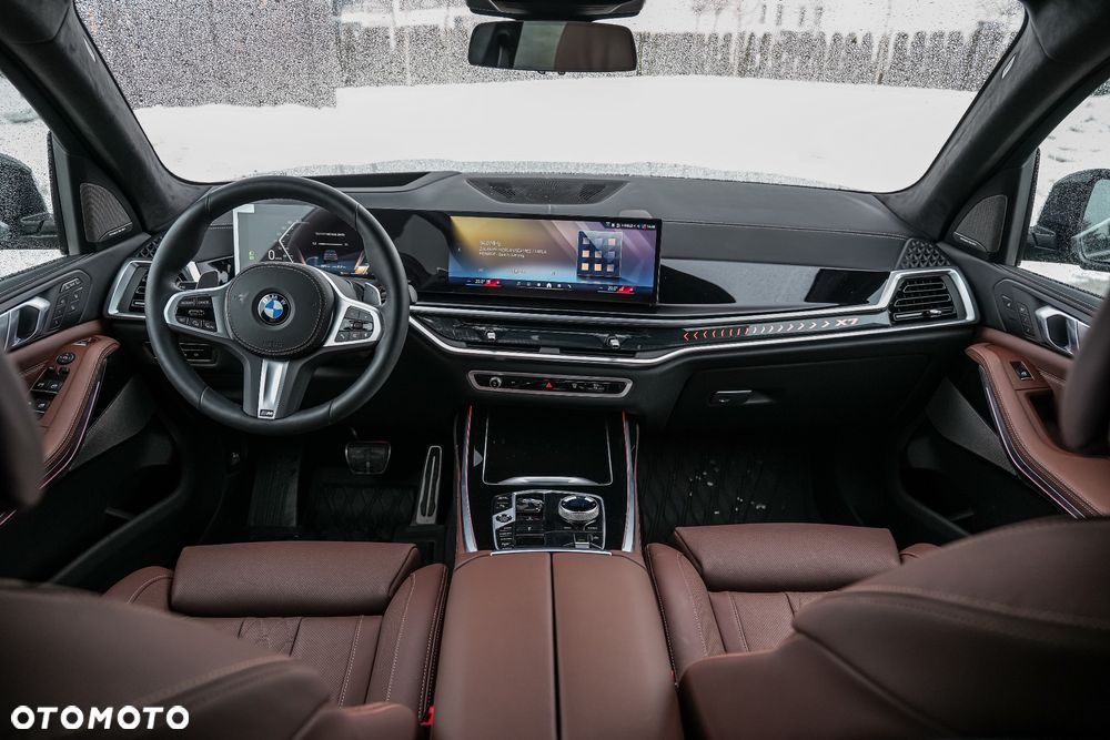 BMW X7 - 31