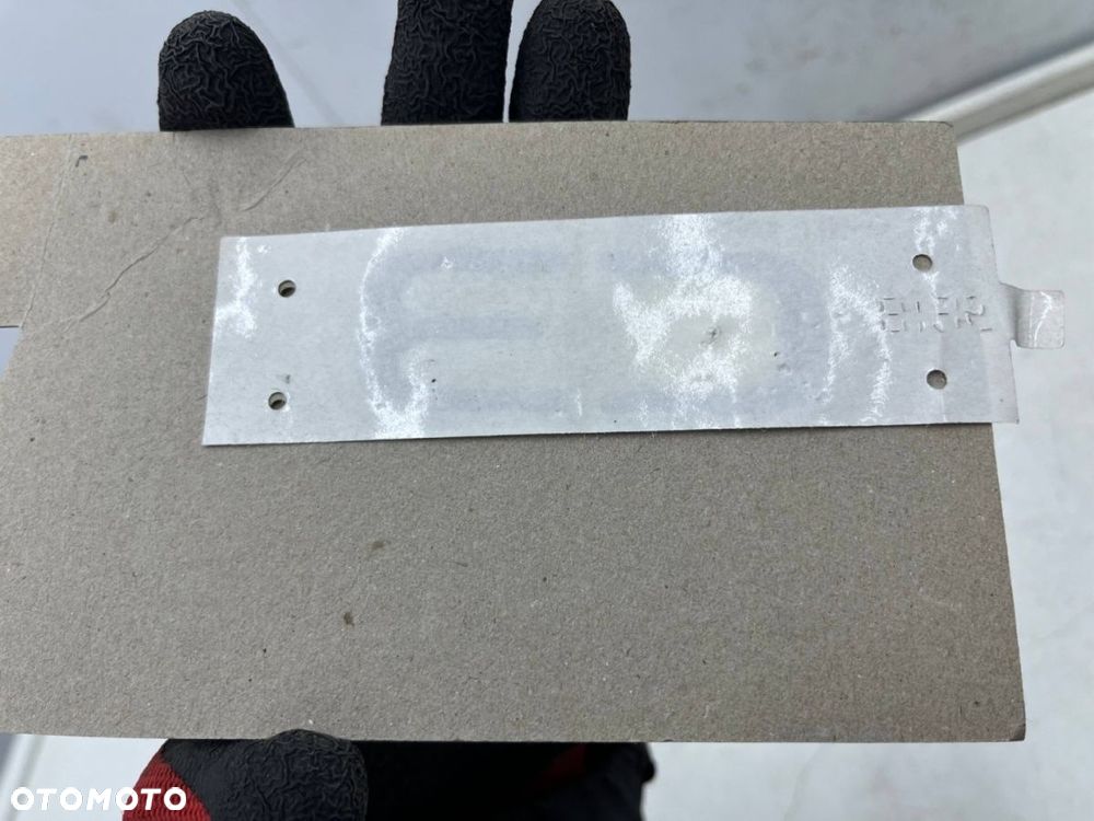 Znaczek Citroen C3 III 16-24r. NOWY napis znaczek emblemat na klapę bagażnika ORYGNALNY 9818228780 - 3