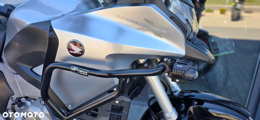 Honda VFR - 9