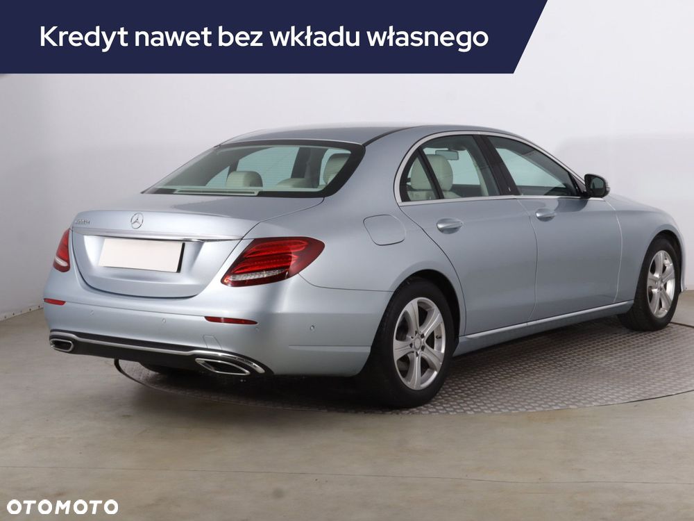 Mercedes-Benz Klasa E - 7