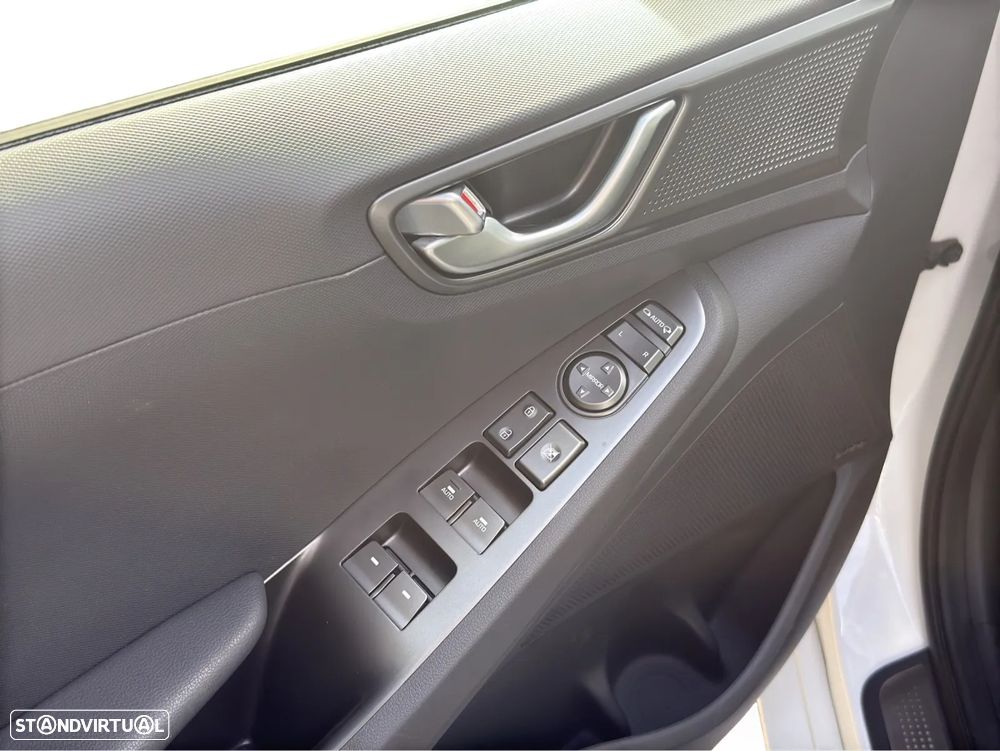 Hyundai Ioniq Business - 16