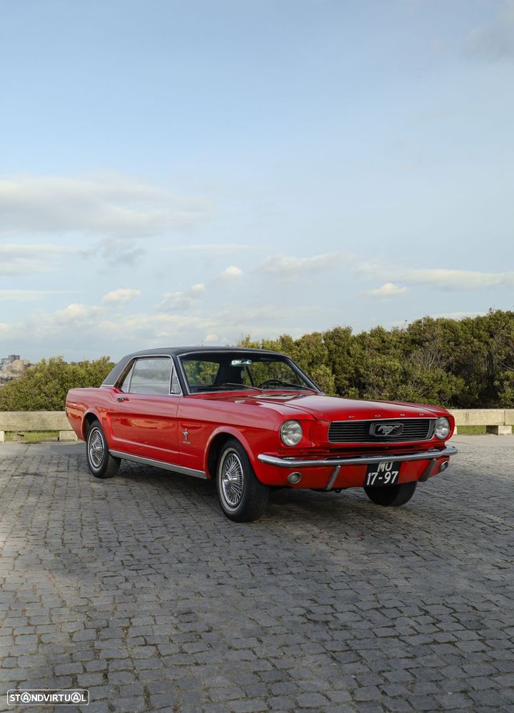 Ford Mustang - 2