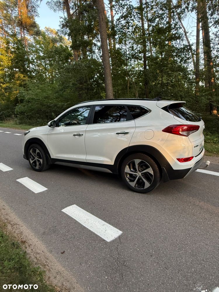 Hyundai Tucson 2.0 CRDI Premium 4WD - 6