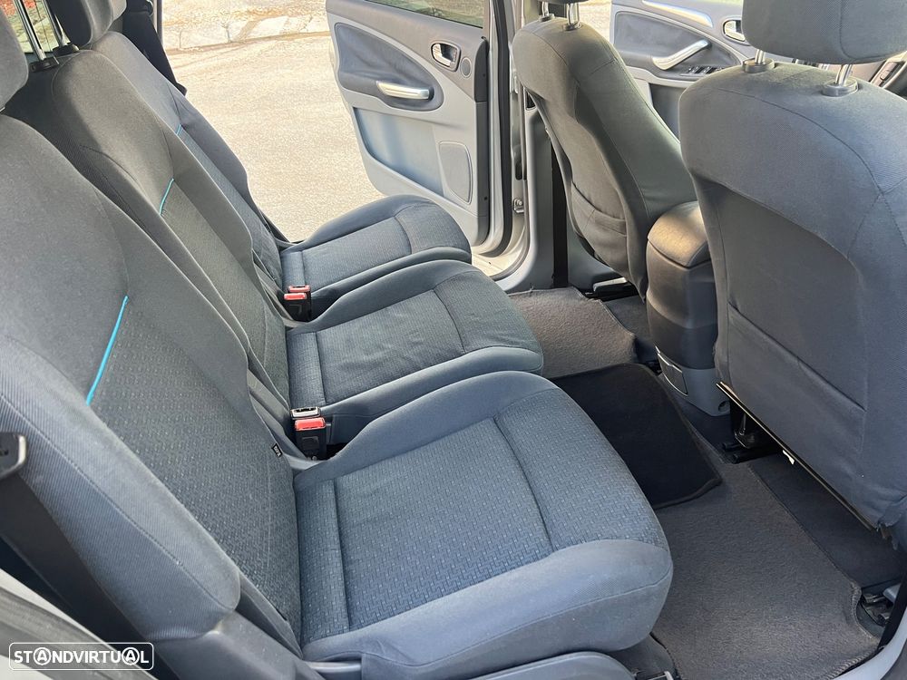 Ford S-Max 1.8 TDCi Titanium 7L - 15