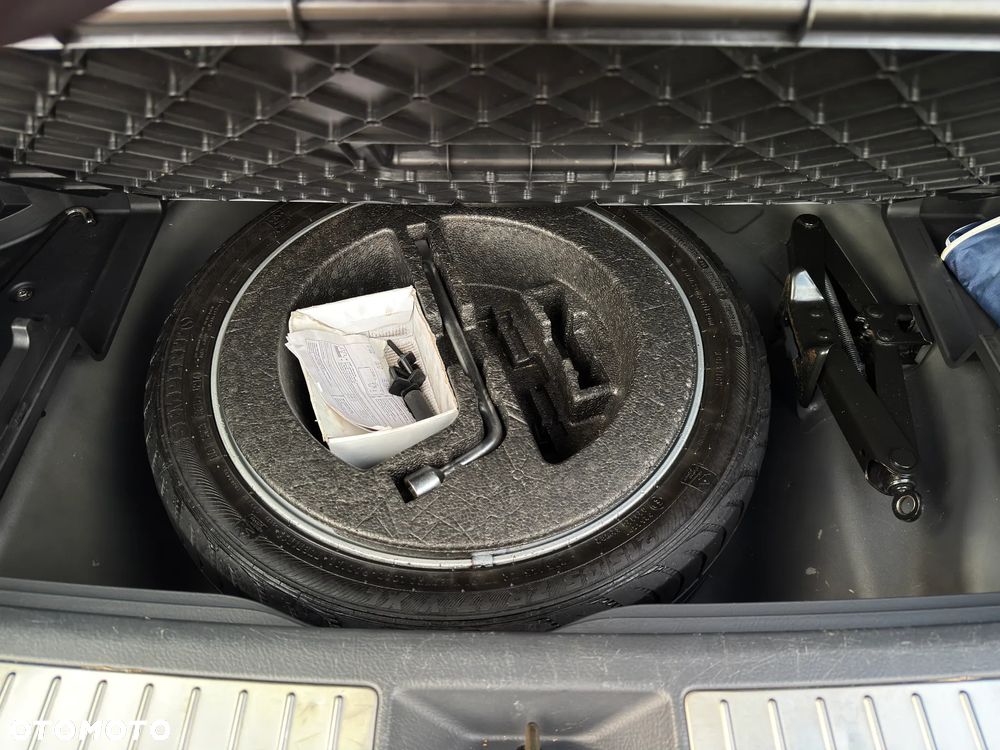 Toyota Avensis 2.0 VVT-i Sol - 36