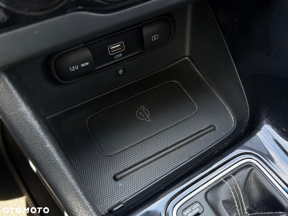 Kia Niro - 26