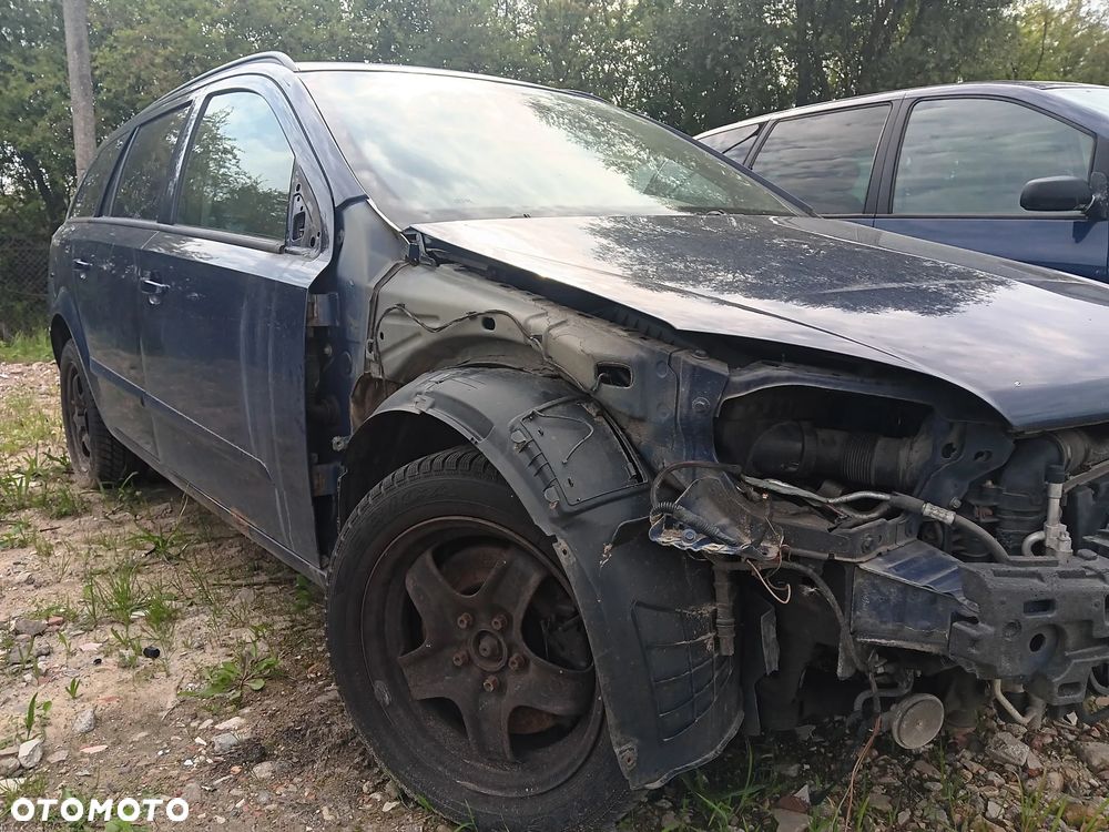 037 / OPEL ASTRA H / NA CZĘŚCI / - 2
