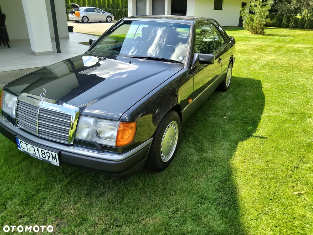 Mercedes-Benz W124 (1984-1993) - 16