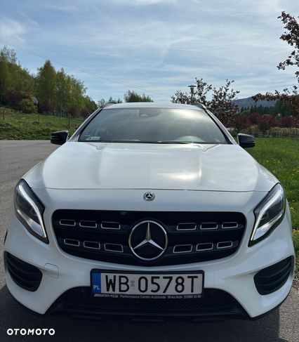 Mercedes-Benz GLA 220 4-Matic AMG Line