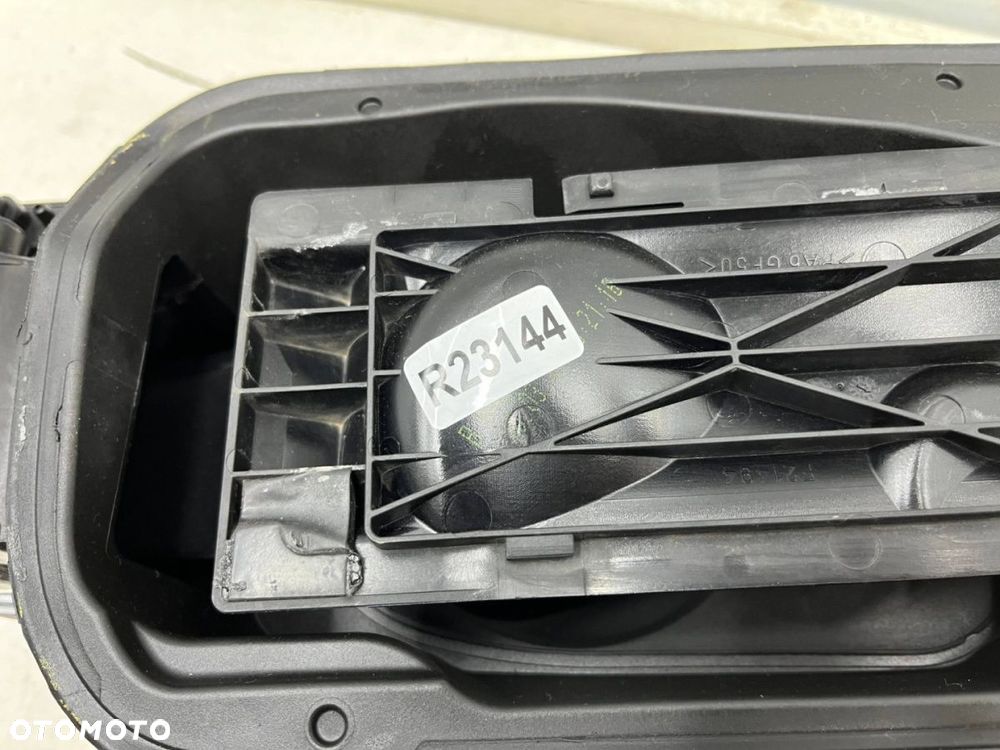 Klapka wlewu paliwa BMW X5 F15 F85 X6 F16 F86 13-19r. nie przebita 7328100 - 8