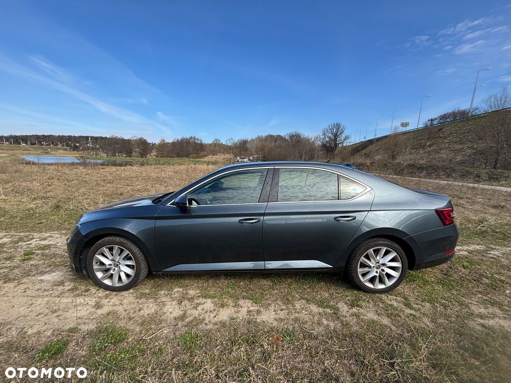 Skoda Superb 2.0 TDI 4x4 Style DSG - 2