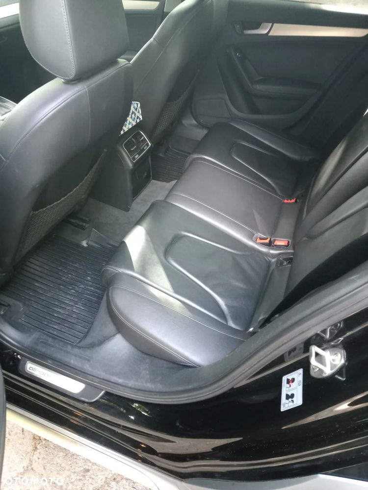 Audi A4 Allroad - 10
