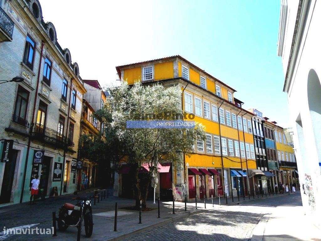 Apartamento T2 + 1, no centro da cidade do Porto. Portugal, Cedofei... - Grande imagem: 2/5