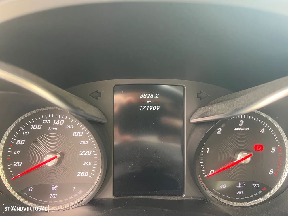 Mercedes-Benz GLC 250 d 4Matic 9G-TRONIC - 18