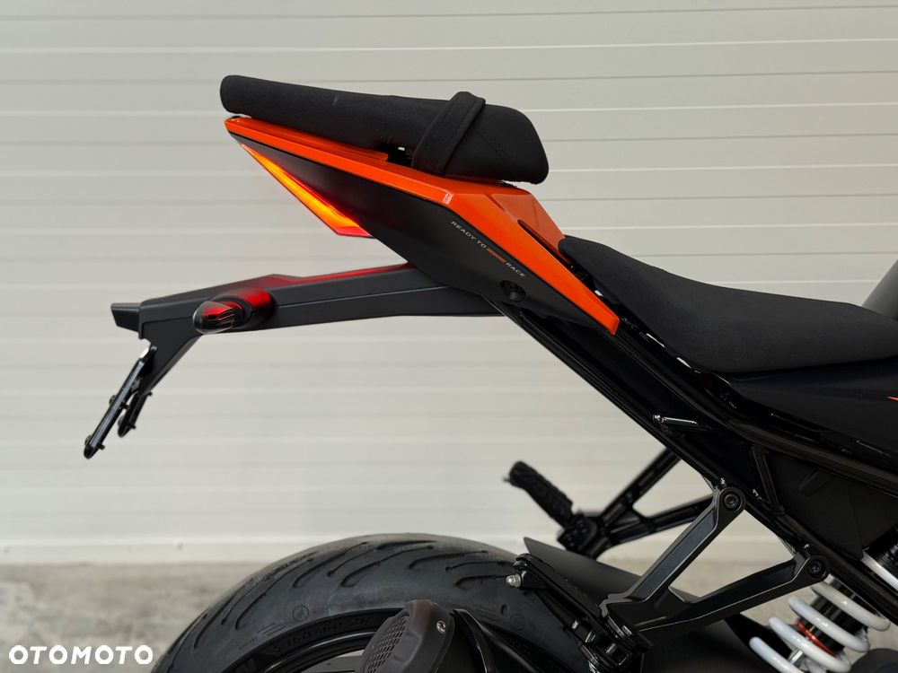 KTM RC 125 - 20