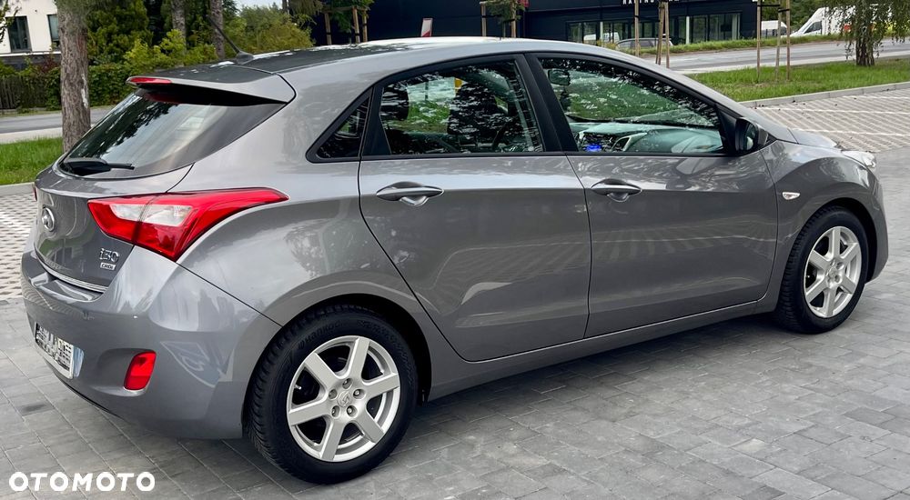 Hyundai i30 1.6 CRDI Trend - 12