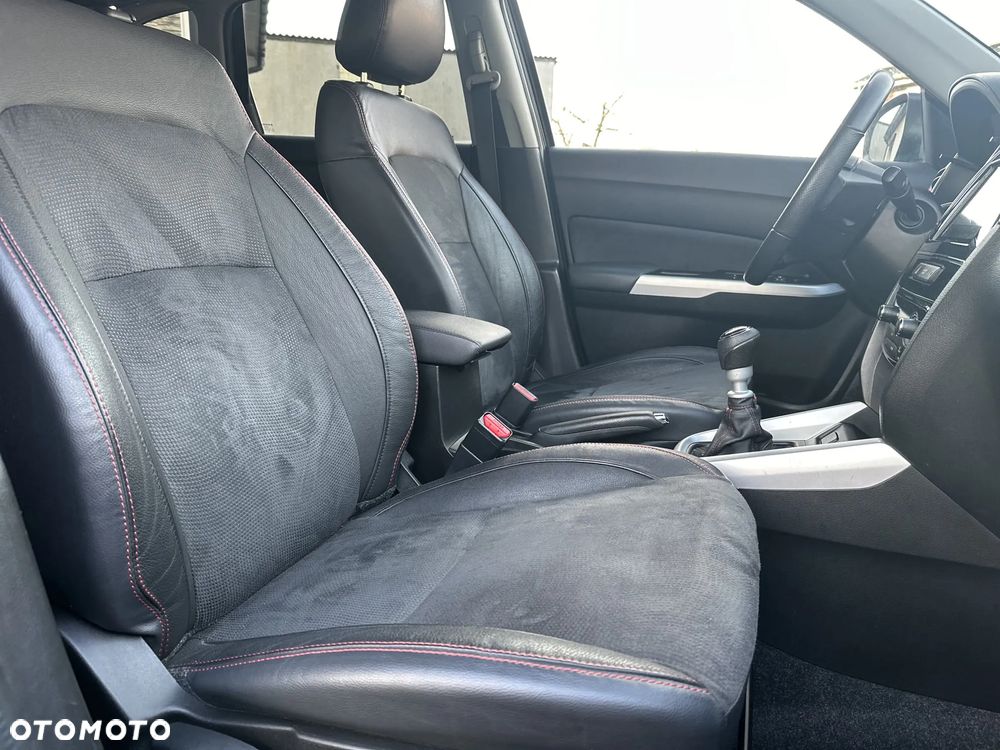 Suzuki Vitara 1.4 Boosterjet S - 32