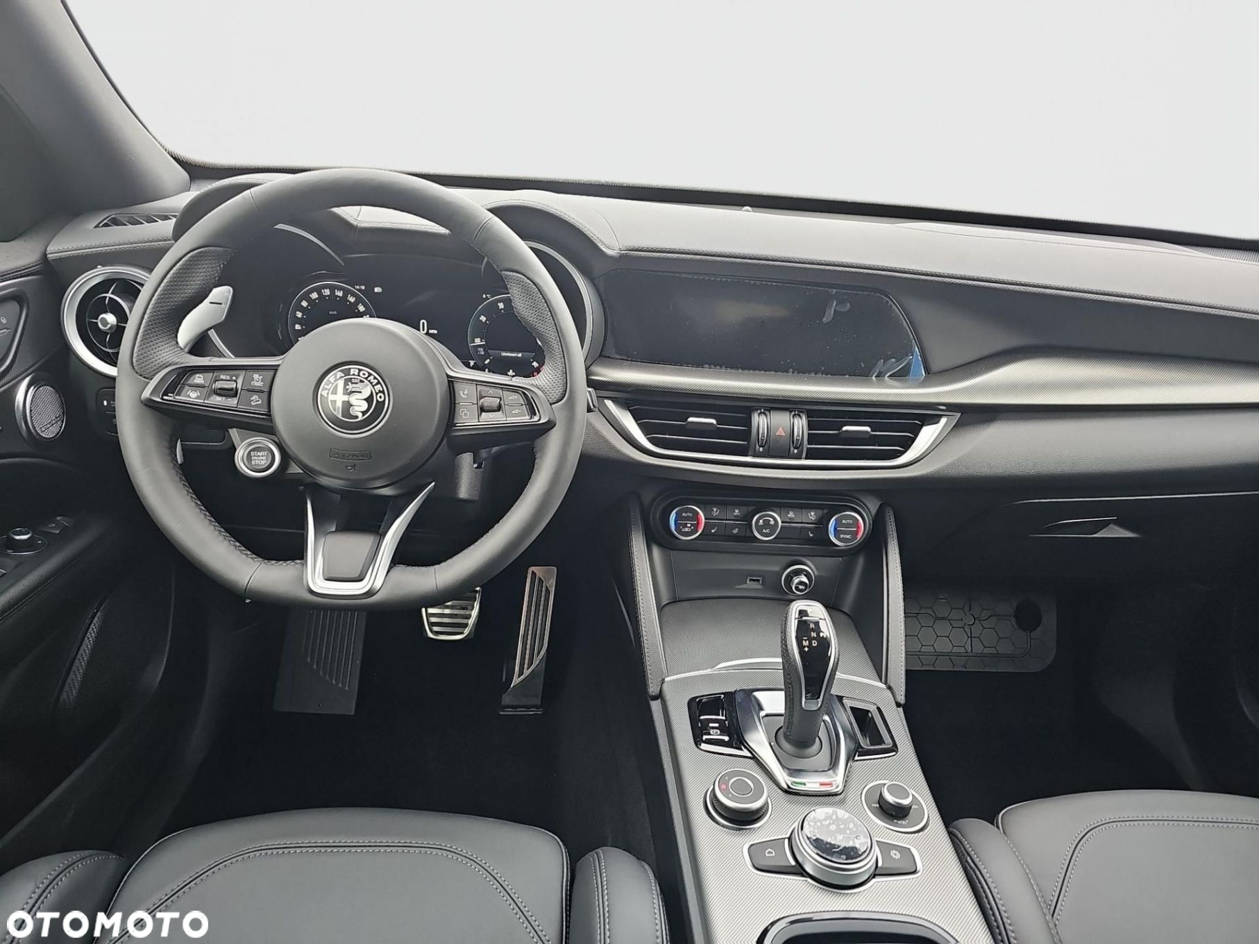 Alfa Romeo Stelvio - 11