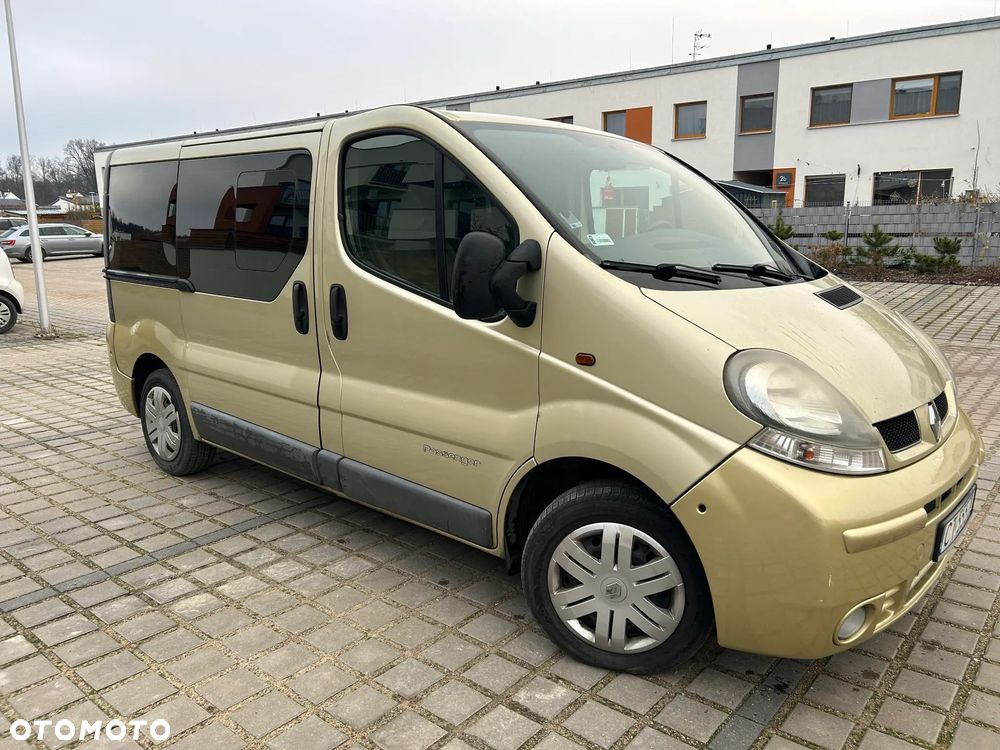 Renault Trafic Passenger Authentique - 1