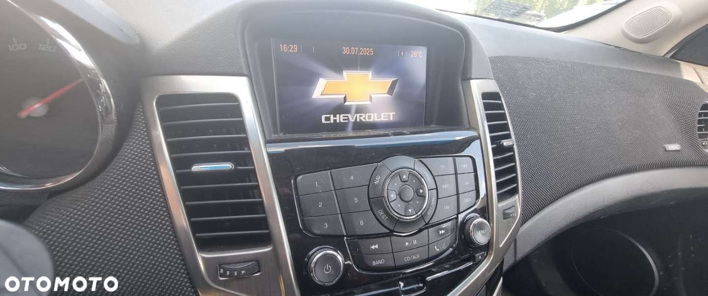 Chevrolet Cruze - 14