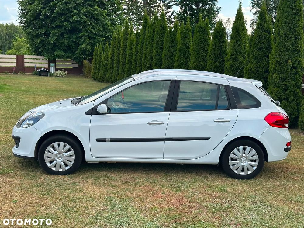 Renault Clio - 6
