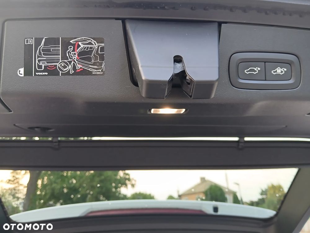 Volvo XC 60 T6 GPF AWD Inscription - 34