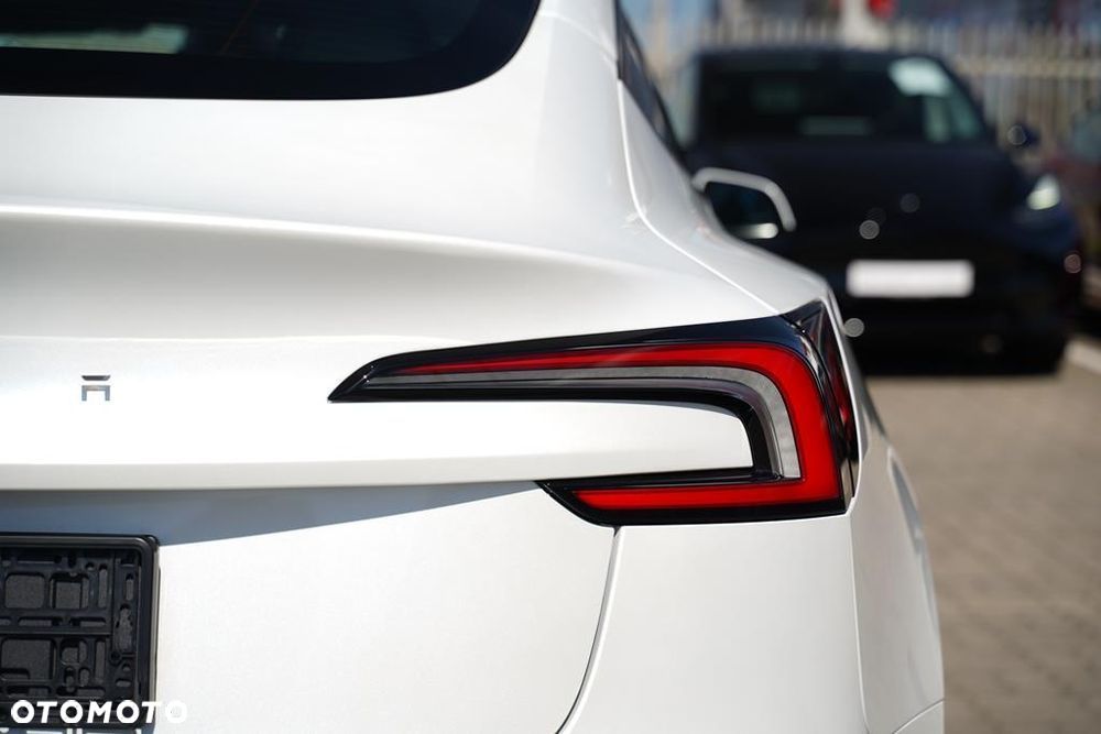 Tesla Model 3 RWD Premium - 20