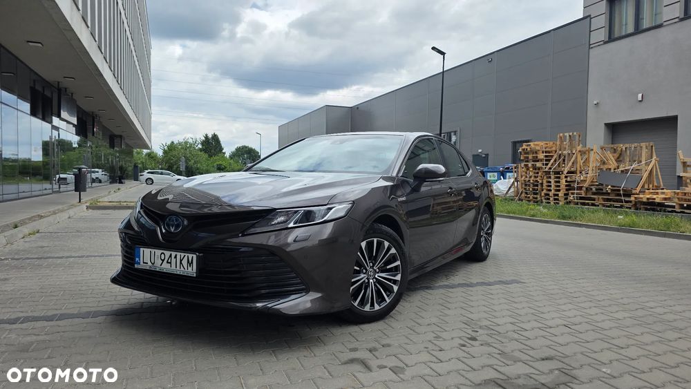 Toyota Camry 2.5 Hybrid Comfort CVT - 1