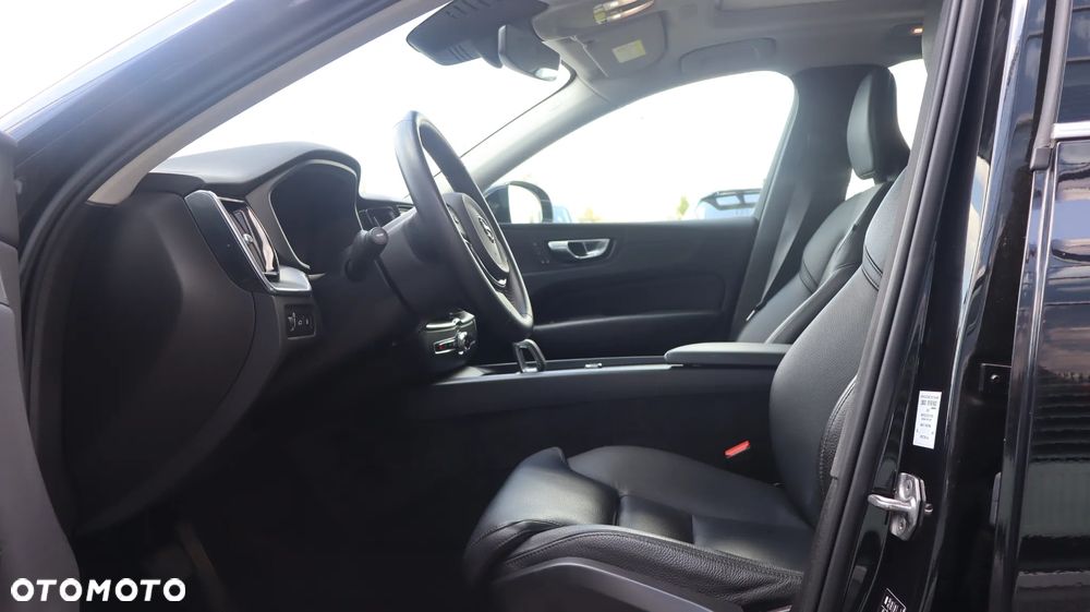 Volvo XC 60 T6 Plug-In Hybrid AWD Inscription - 15