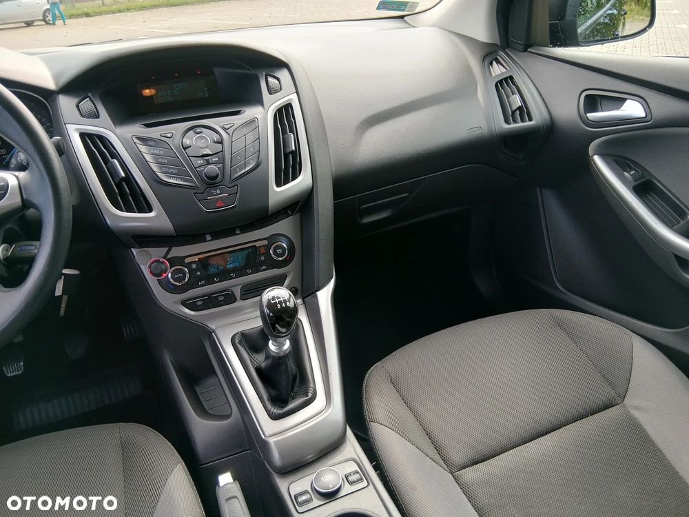 Ford Focus 1.6 TDCi Ambiente - 29