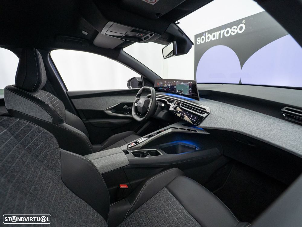 Peugeot E-3008 73 kWh Allure - 46