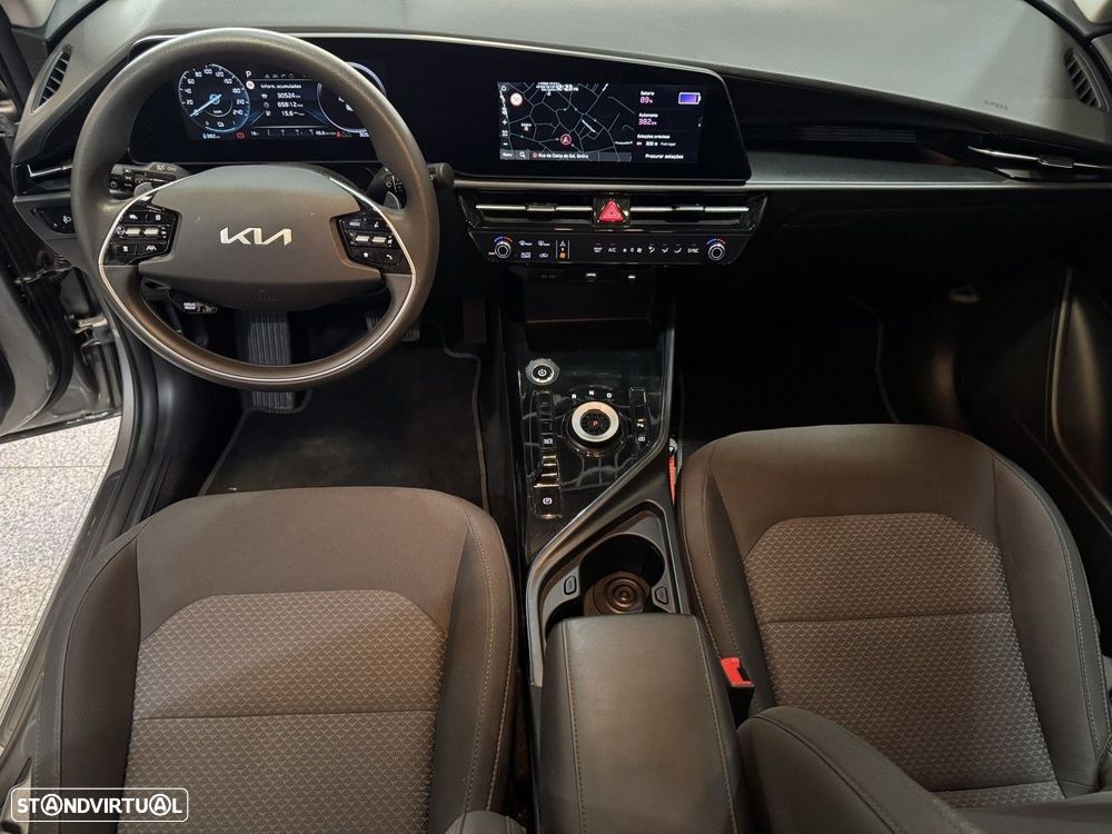 Kia Niro EV 64kWh Drive - 12