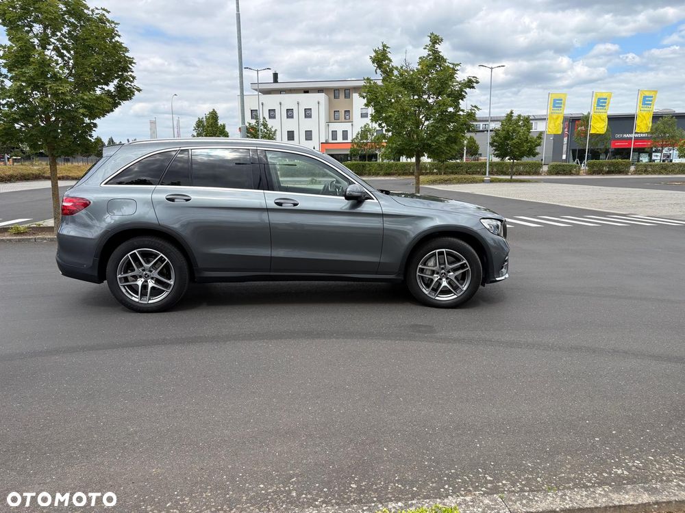 Mercedes-Benz GLC - 4