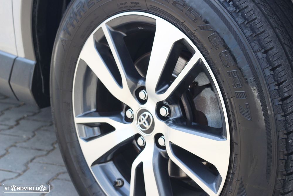 Toyota RAV4 2.0 D-4D Comfort - 24