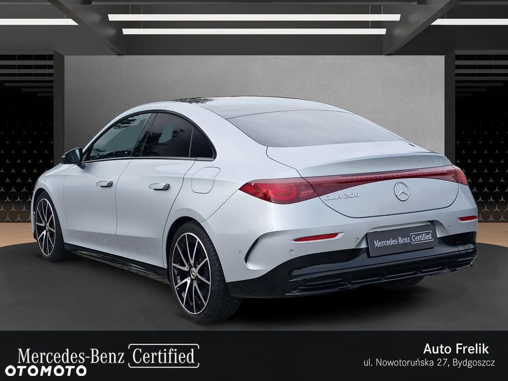Mercedes-Benz CLA 200 mHEV 8G-DCT - 4