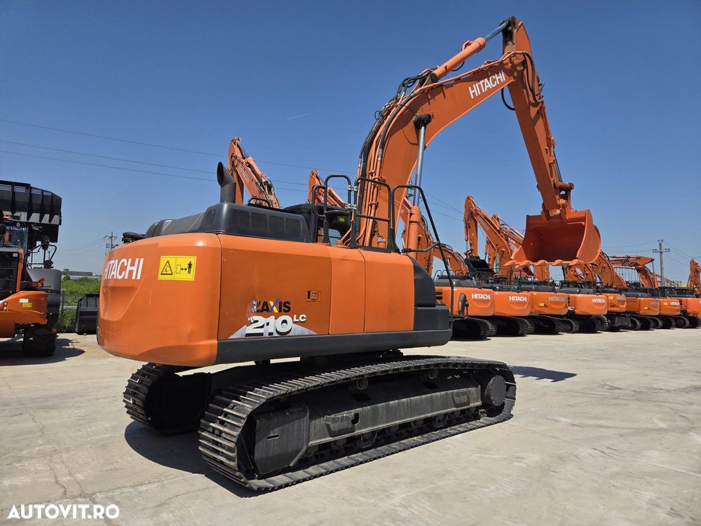 Hitachi ZX210-6, latime 2,5m, cupa NOUA 1,3mc, 22tone, Adanc sapare 7m, consum mediu 9l/h, 3 pompe Hitachi, produs in Japonia, lant 80% ok -200h deplasare, ridica 13t, inst picon, camera spate, posibilitate leasing, STARE FOARTE BUNA -PROMOTIE 79.900Eur+Tva - 22