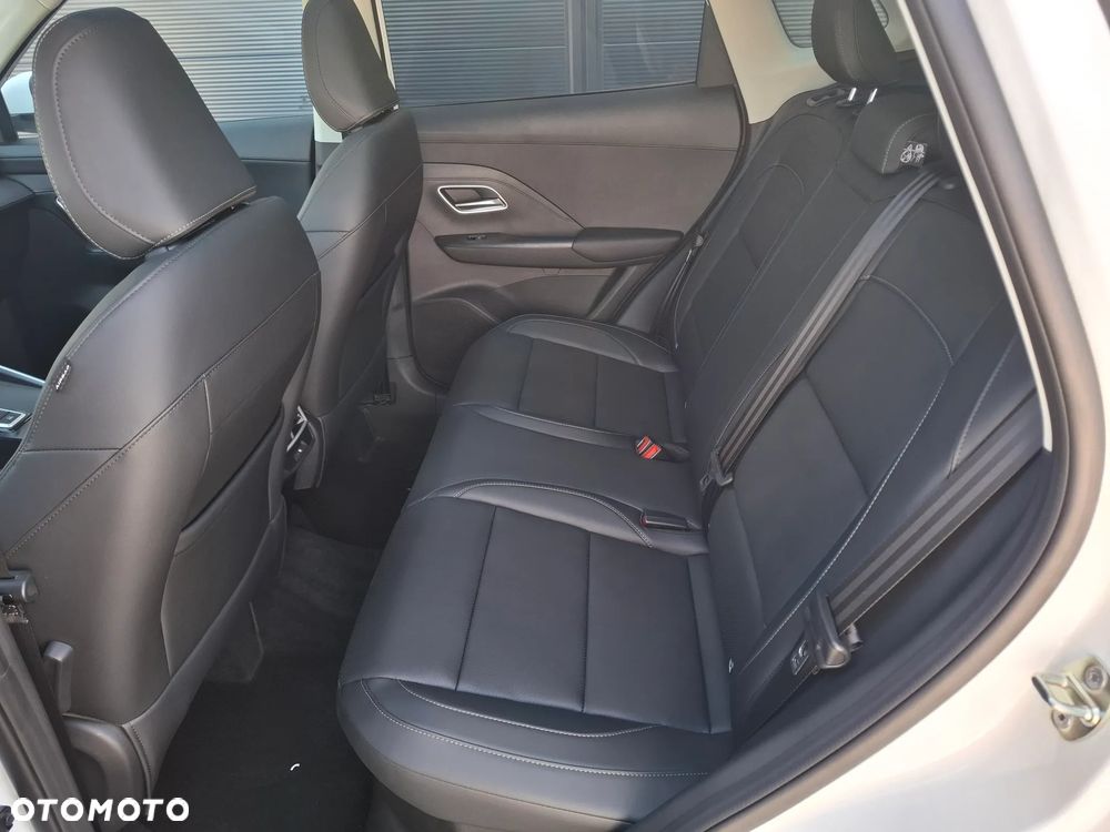 MG ZS Hybrid+ - 15