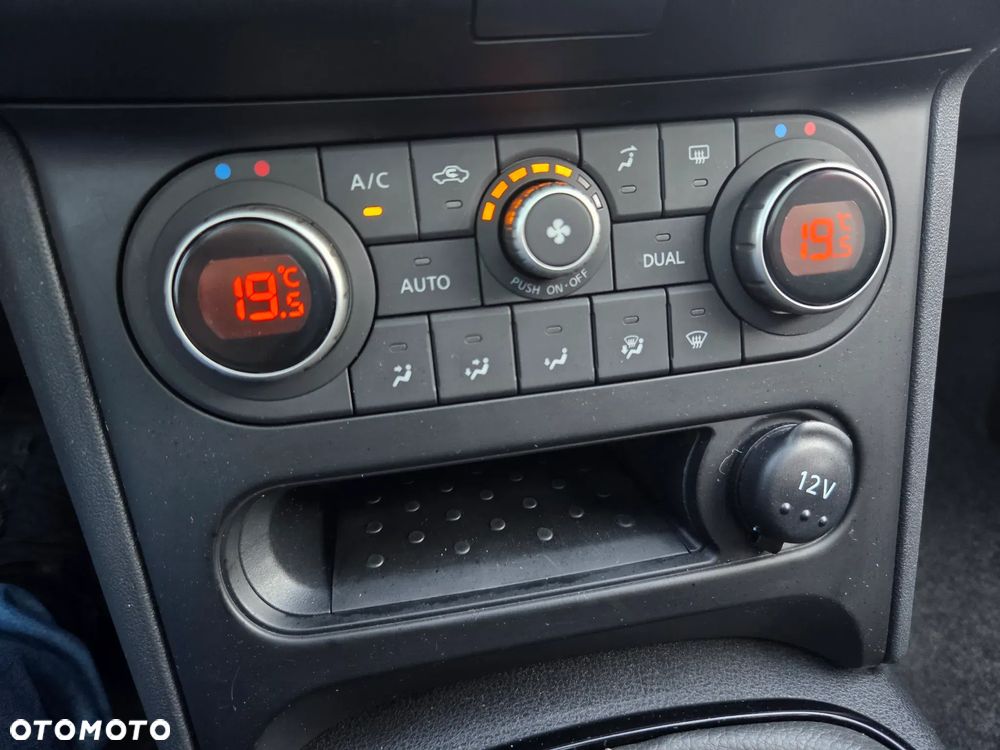 Nissan Qashqai 1.6 dCi 360 S&S - 22