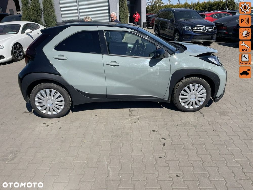 Toyota Aygo X 1.0 VVT-i Selection X-cite X-shift - 1