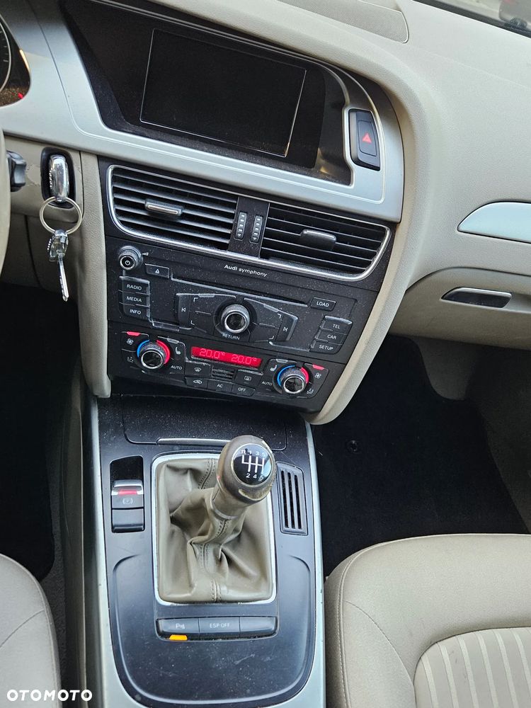 Audi A4 Avant 2.0 TDI Limited Edition - 10