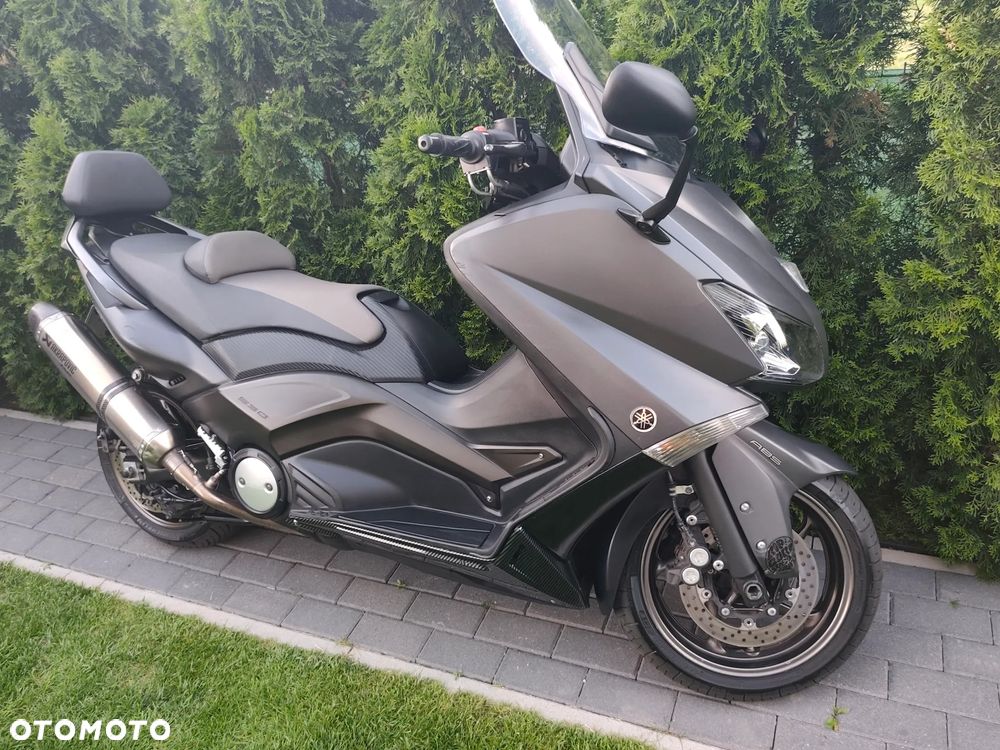 Yamaha Tmax - 8