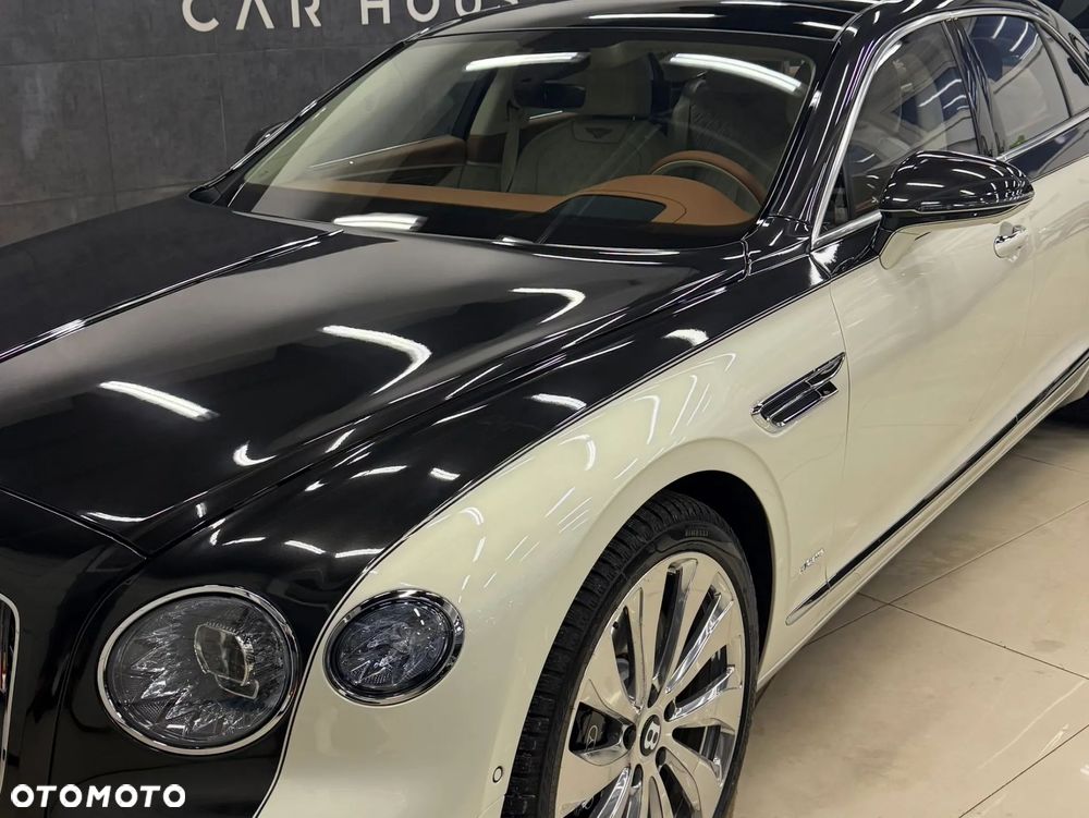Bentley Flying Spur - 3
