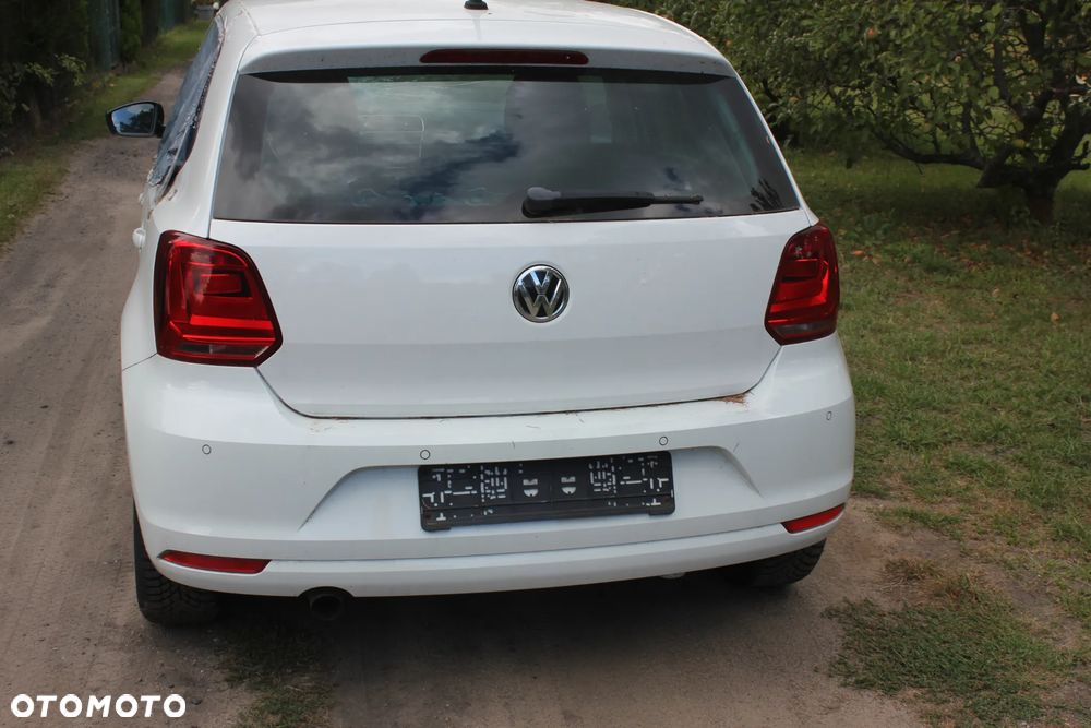 Volkswagen Polo 1.4 TDI Blue Motion Technology FRESH - 4