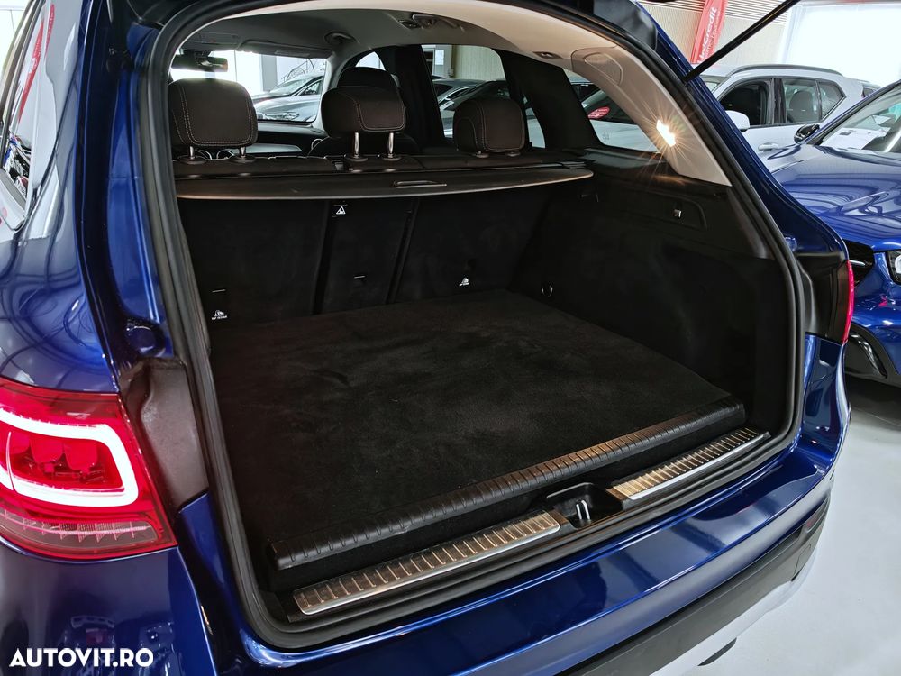 Mercedes-Benz GLC 300 de 4Matic 9G-TRONIC - 37