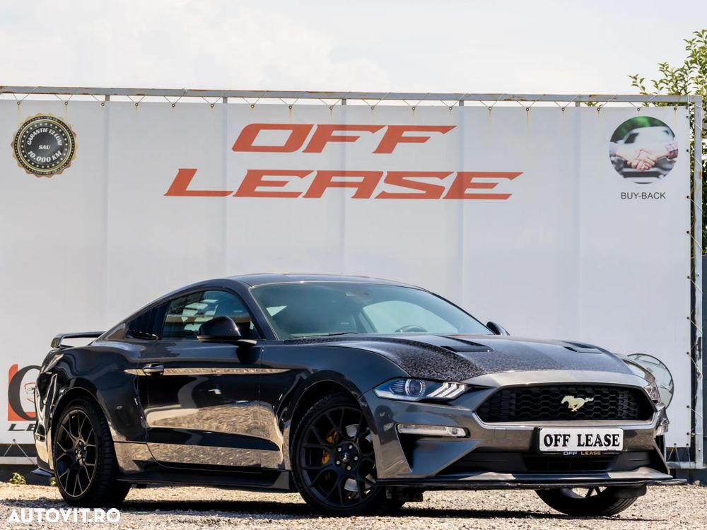 Ford Mustang - 2