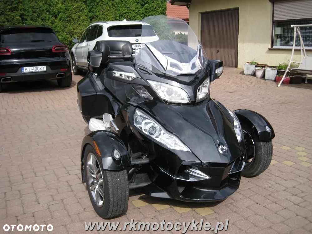 Can-Am Spyder - 2