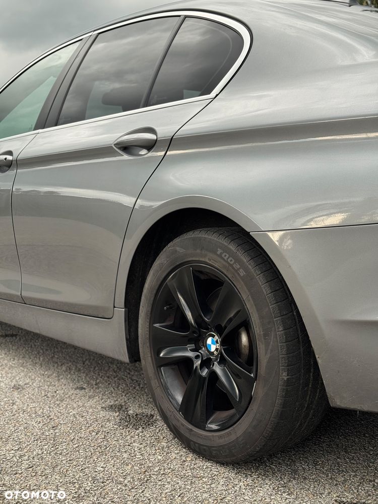 BMW Seria 5 520d Edition Fleet - 14